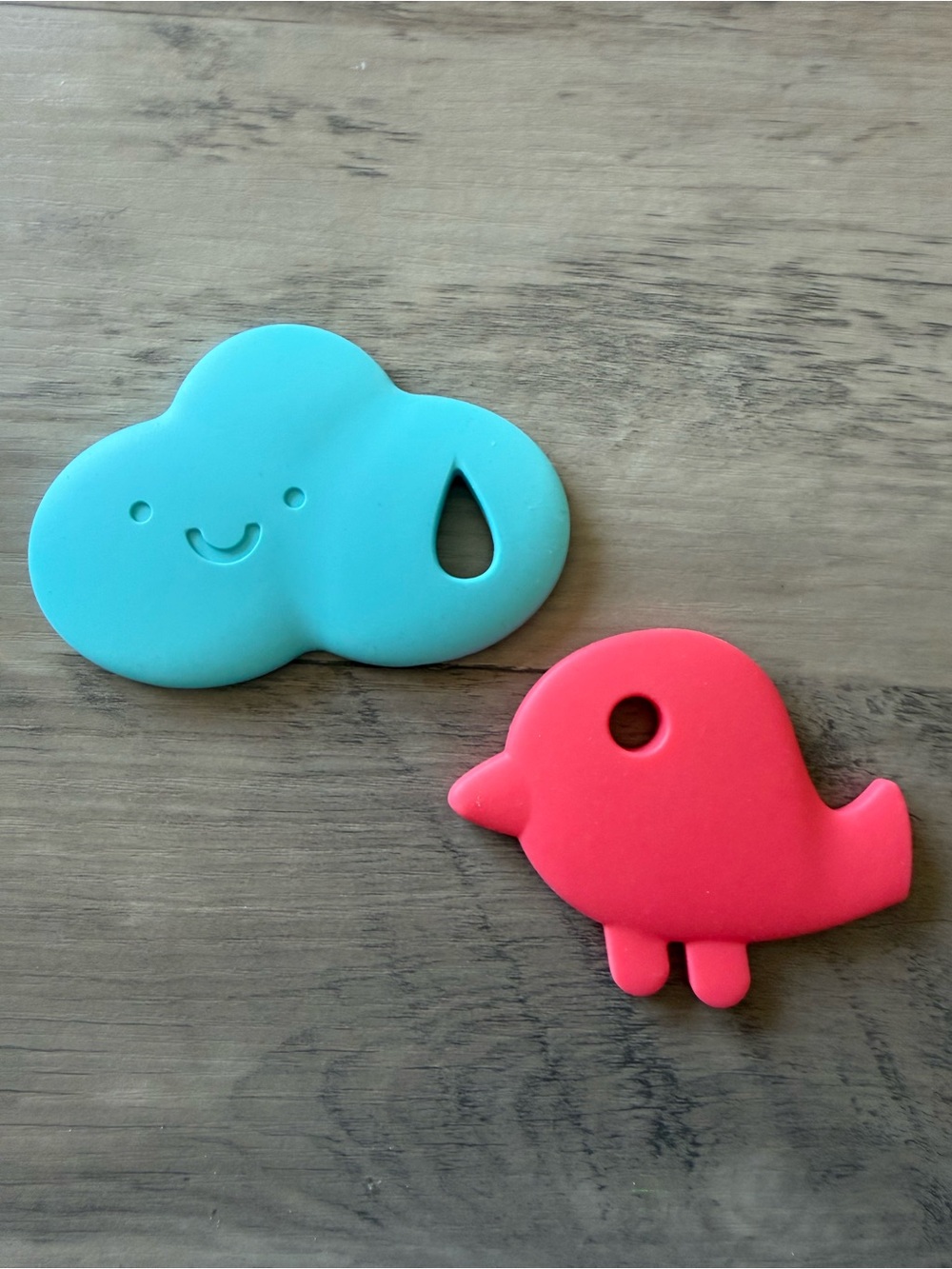 ☁️ BUMKINS silicon teethers for baby Set of 2 Blue Cloud and Red Robin